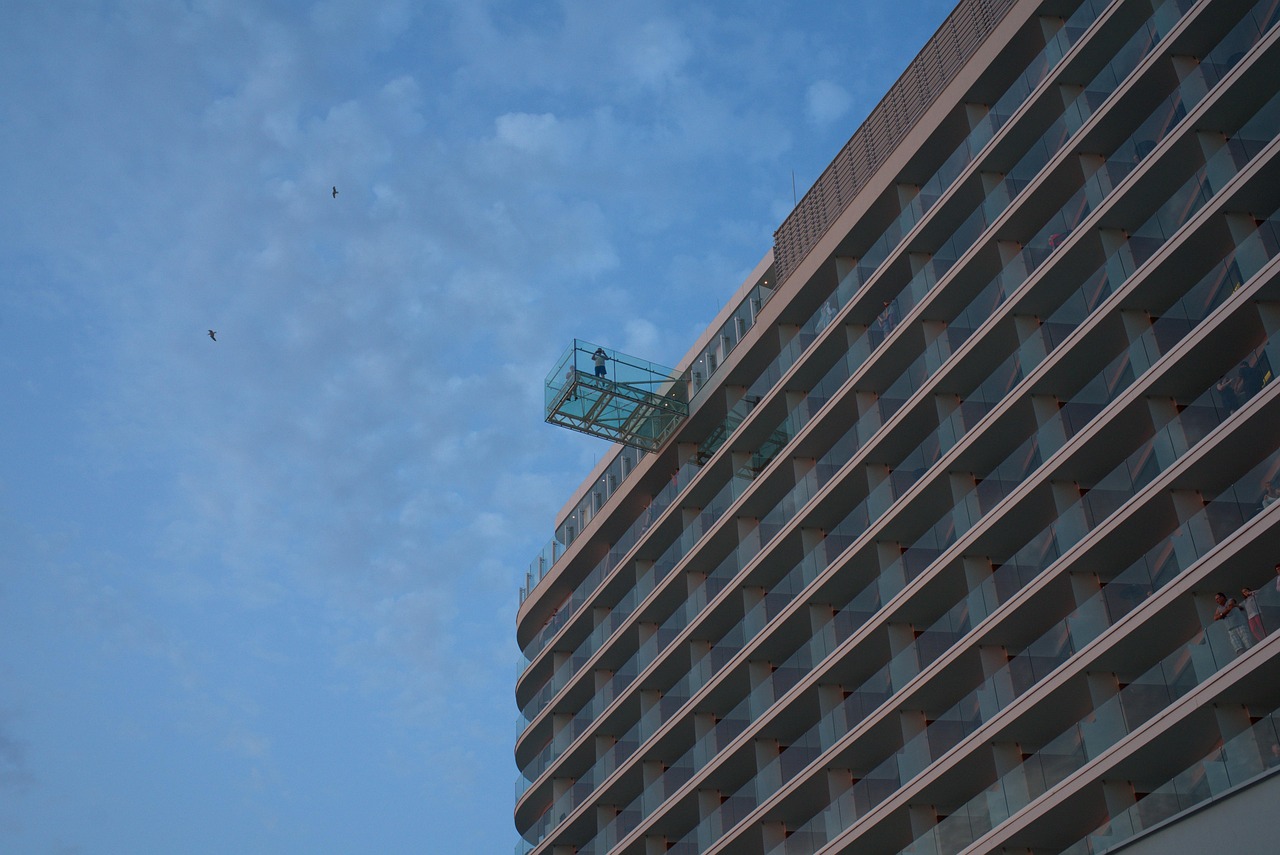 skyscraper, cleaning, window, service, repair, technology, technical, maintenance, inspection, control, heaven, blue, outdoor, testing, inspection, inspection, inspection, inspection, inspection